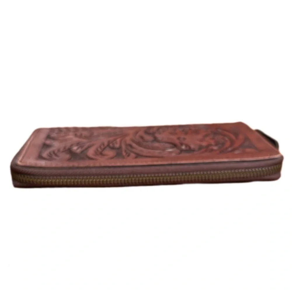 HANDCRAFTED Premium Genuine Embossed Leather Wallet Brown $149 Retail - Picture 8 of 12